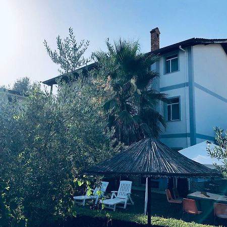Villa Dede Nikolla Durrës Exteriör bild