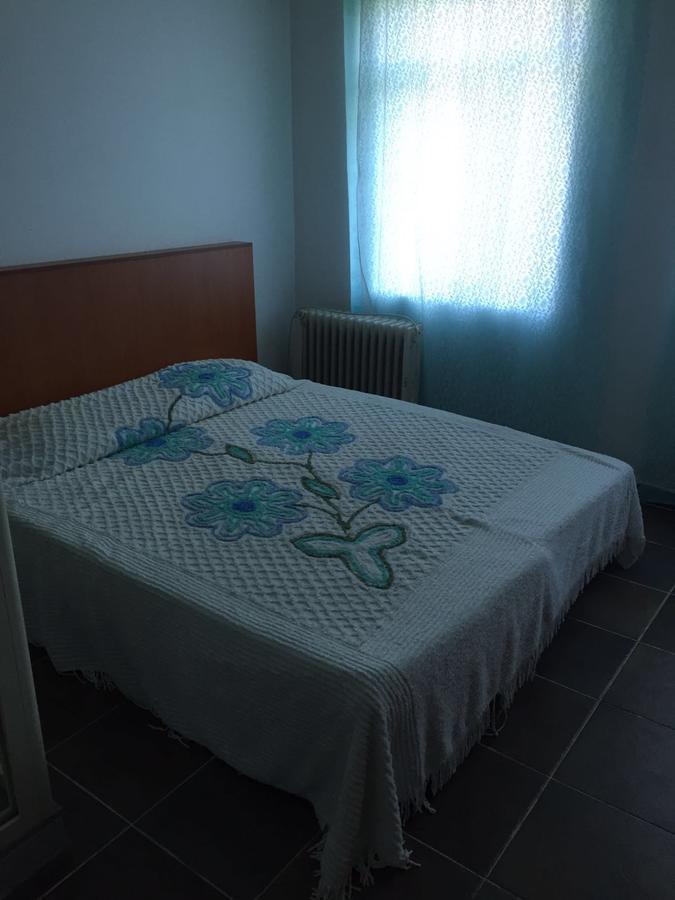 Villa Dede Nikolla Durrës Exteriör bild
