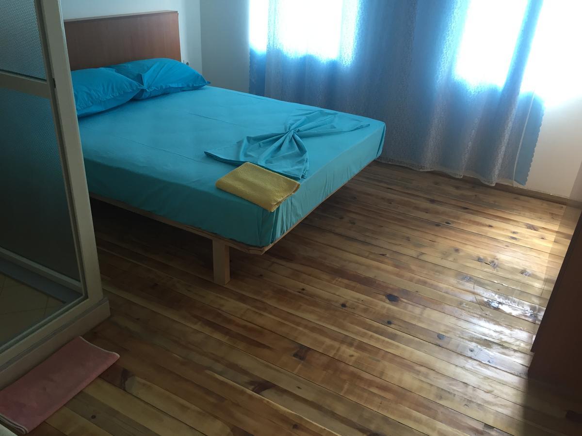 Villa Dede Nikolla Durrës Exteriör bild